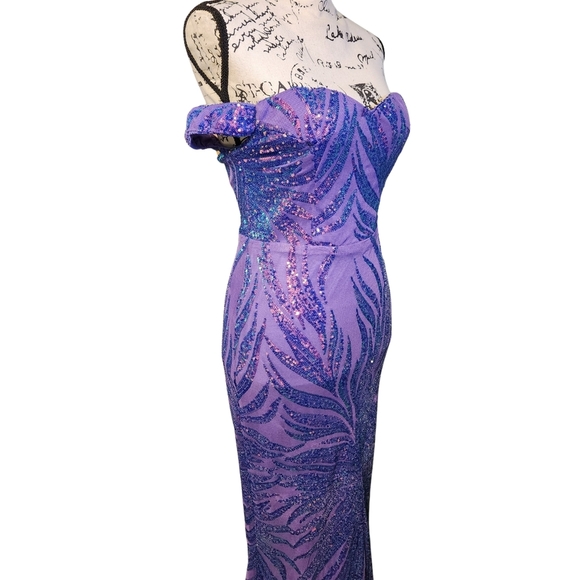 Love & Lemonade Sequin Off-the-Shoulder Gown - Picture 12 of 16